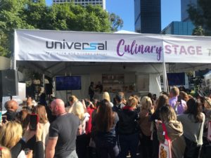 Universal culinary stage
