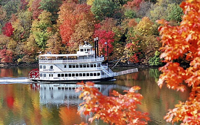 fall sightseeing cruise minneapolis st paul